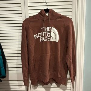 Women’s Northface hoodie